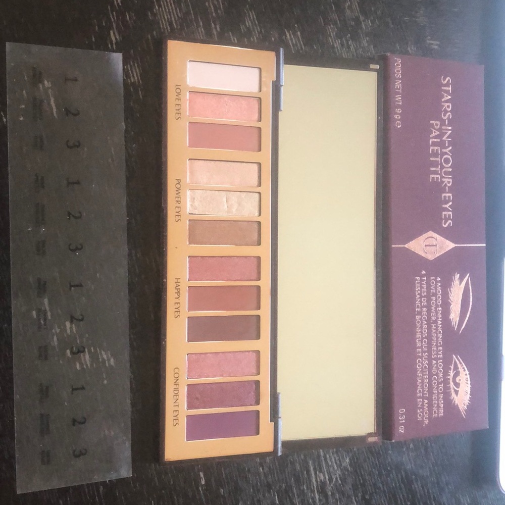 Eyeshadow palette by Charlotte Tilbury